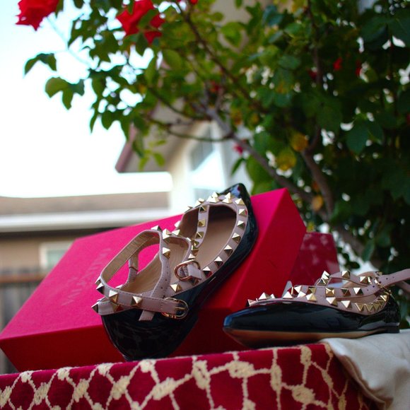 Valentino Women's Flats Size 37 EU/6.5W US - Picture 2 of 6